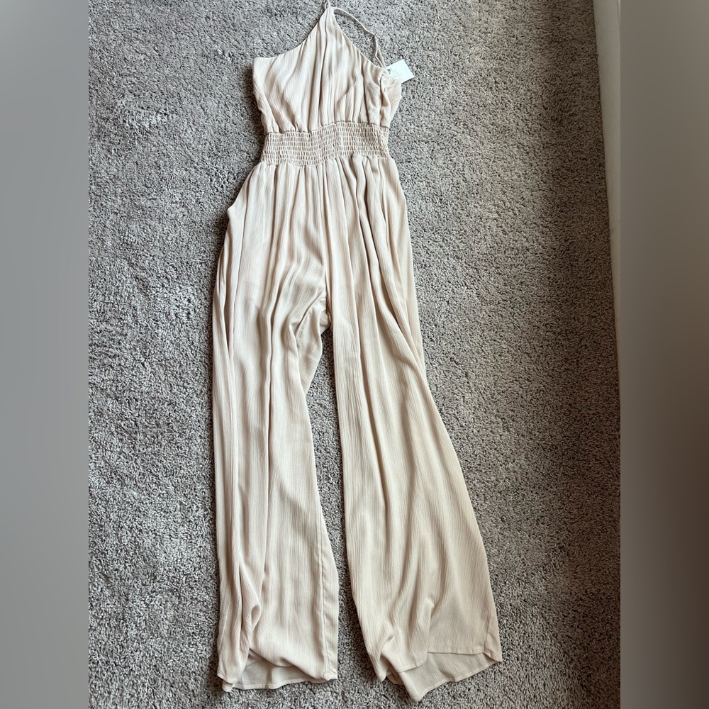 Gilli halter jumpsuit NWT